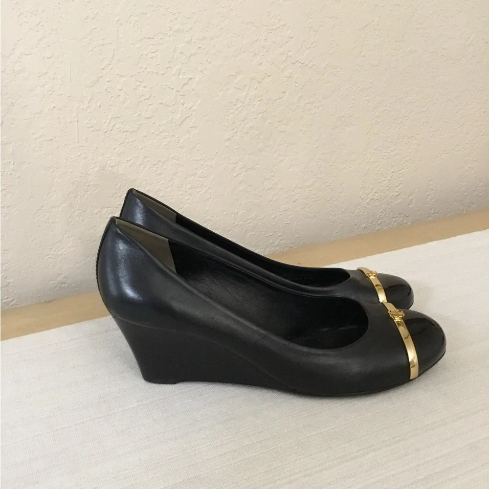 Tory Burch Pacey wedges Black Patent Leather Cap Toe Shoes For Woman Size 8M - Picture 3 of 13